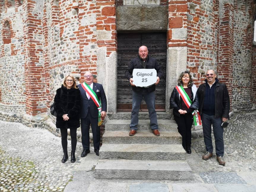 <strong>Il comune di Gignod in ricordo dei Caduti in&nbsp;guerra</strong>