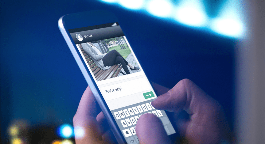 costume&società/ Tecnologia. Benefici e rischi dello smartphone e di&nbsp;internet.