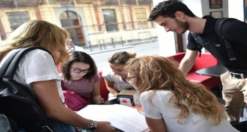 La speranza è l’ultima a morire: per fortuna gli italiani sono piuttosto longevi&nbsp;.