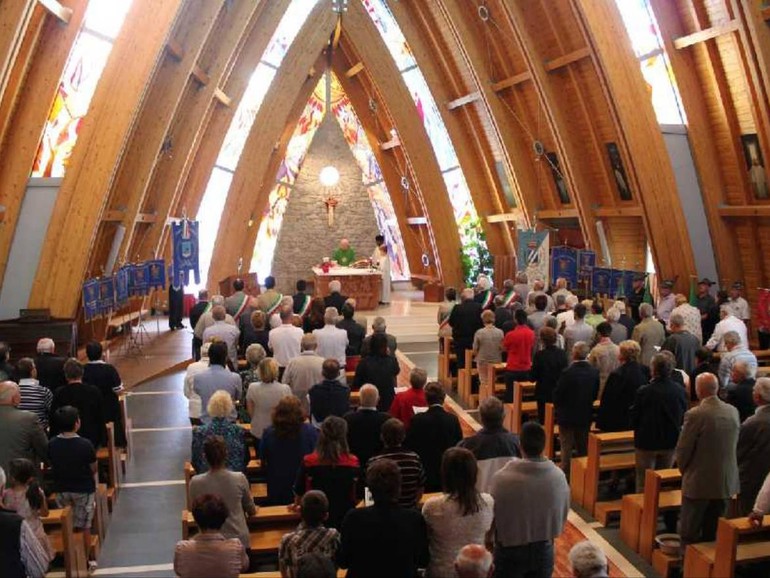 #salute: Allentate le norme anti covid. Ecco le nuove disposizioni in un comunicato stampa della Cei per i fedeli&nbsp;cattolici