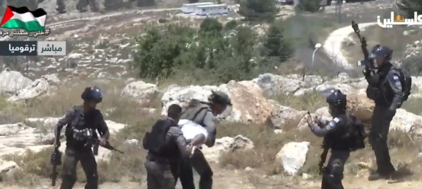 #storiedivita. Il giovane palestinese difende la sua terra contro le occupazioni&nbsp;israeliane