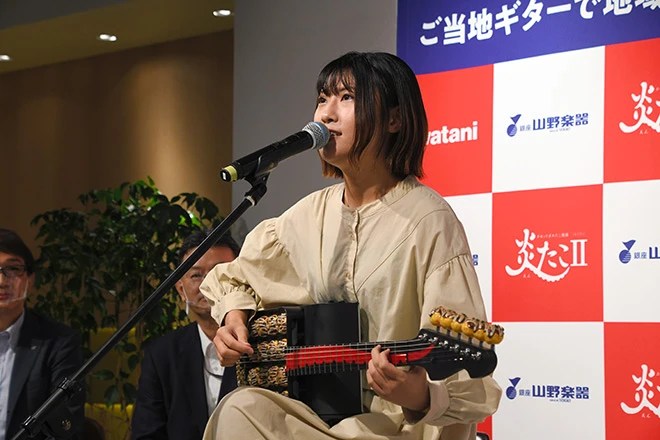 La chitarra elettrica a tema ‘takoyaki’ colpisce un accordo a&nbsp;Osaka