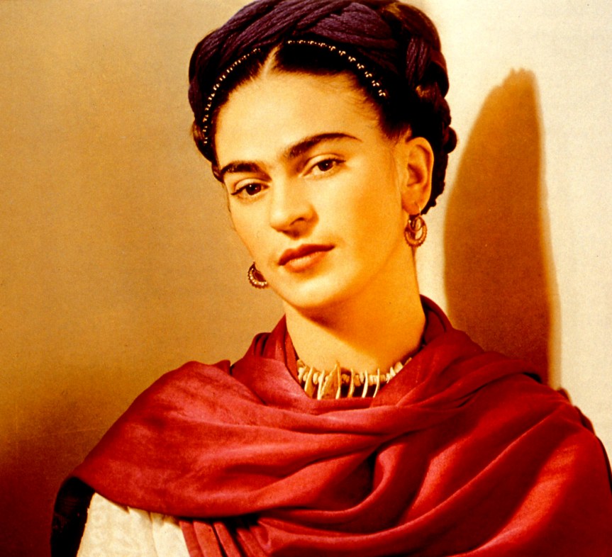 A Torino, presso il Mastio della Cittadella, è ospitata la mostra dedicata a Frida Khalo, artista messicana diventata di fama&nbsp;mondiale