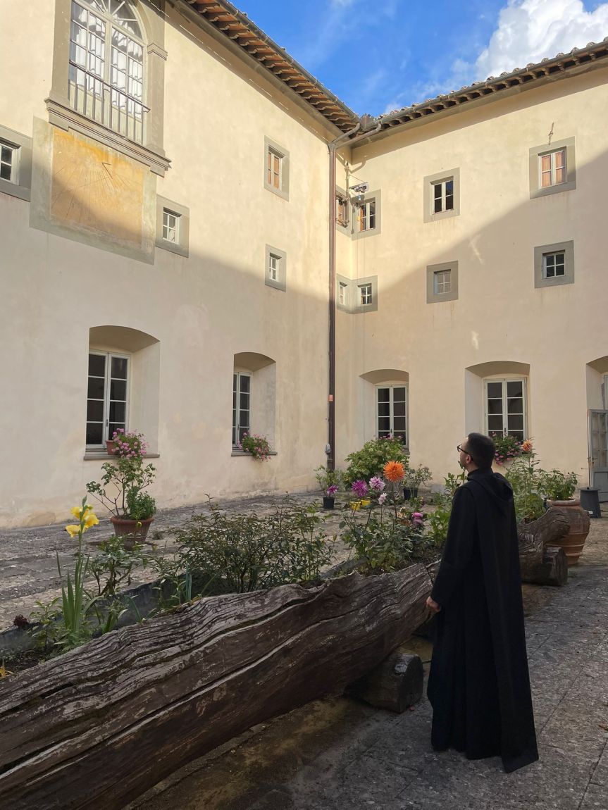 Il Pensiero Domenicale di Andrea Benedetto ” PER CHIEDERE AIUTO PREGATE DIO CON PERSEVERANZA”