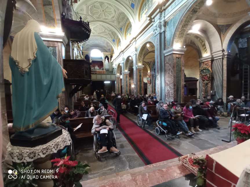 La Domus Laetitiae  in festa con i suoi ospiti e amici. Tra loro anche&nbsp;Farinella