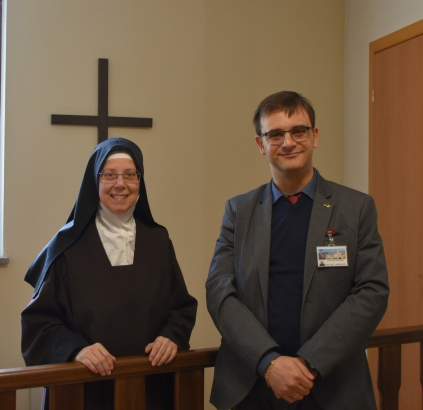 #testimoninelmondo. Festeggiato il 18° anniversario del monastero Mater Carmelii di Chiavazza.  Video intervista a Suor&nbsp;Aurora