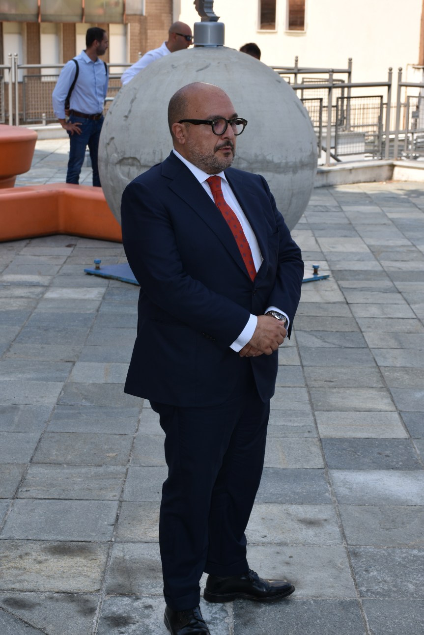 #agorà. IL MINISTRO SAN GIULIANO HA VISITATO LA CITTÀ DI BIELLA. DIVERSE LE PERSONE AD&nbsp;ASCOLTARLO