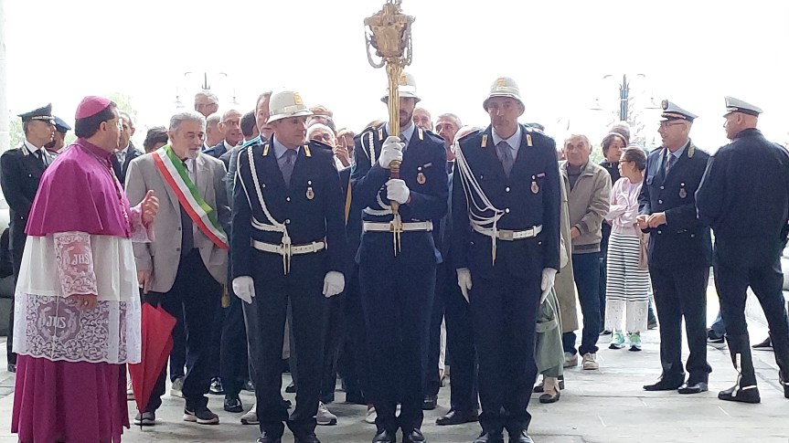 FESTEGGIATO IL SECONDO ANNIVERSARIO DELLA QUINTA CENTENARIA INCORONAZIONE DELLA MADONNA ALLA PRESENZA DELLE PIÙ ALTE AUTORITÀ CIVILI E&nbsp;MILITARI.