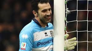 Gianluigi Buffon si ritira a 45&nbsp;anni.