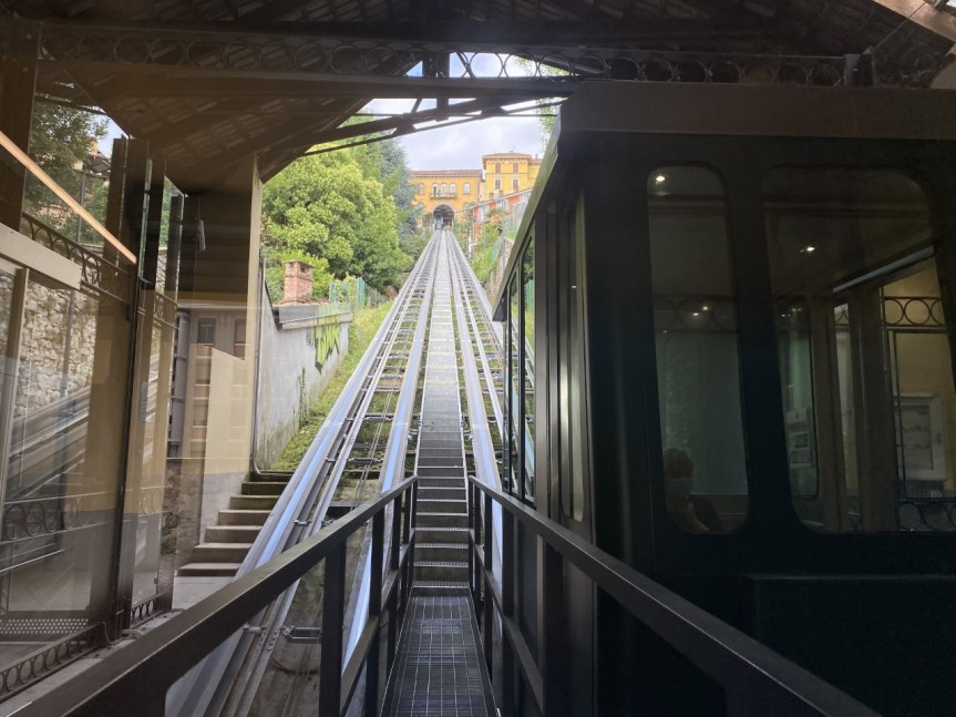 #agora# Per ovviare allo stop della funicolare di Biella partirà un servizio di bus navettaL’amministrazione si accollerà il costo del&nbsp;biglietto