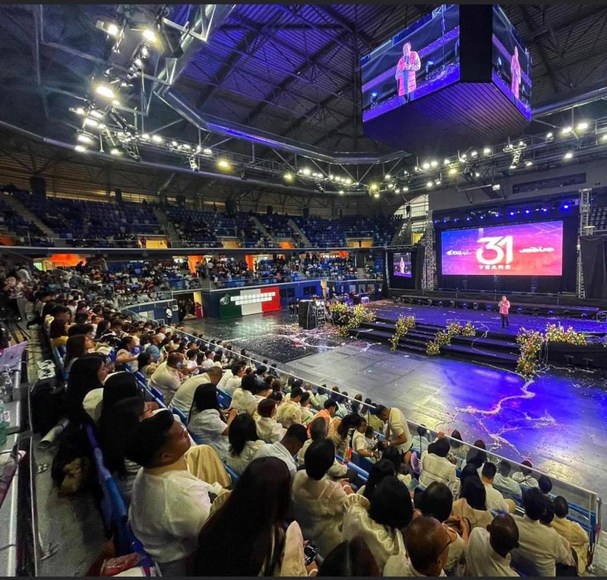GRANDE SUCCESSO PER L’ ANNIVERSARIO DELLA JESUS IS LORD MILANO NEL SUO 31° ANNIVERSARIO. PRESENTI PIÙ DI 5000&nbsp;PERSONE