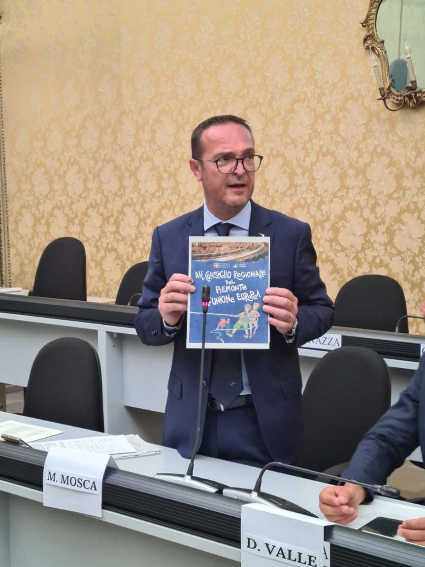 Michele Mosca presenta la 40° edizione del bando di concorso “Diventiamo cittadini&nbsp;europei”