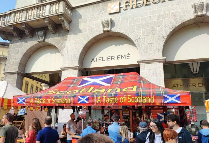 𝐌𝐄𝐑𝐂𝐀𝐓𝐀𝐍𝐓𝐈 𝐈𝐍 𝐅𝐈𝐄𝐑𝐀 𝟐𝟎𝟐𝟑𝐒𝐄𝐍𝐓𝐈𝐄𝐑𝐎𝐍𝐄 – 𝐁𝐄𝐑𝐆𝐀𝐌𝐎𝟏𝟐/𝟏𝟑/𝟏𝟒/𝟏𝟓 𝐎𝐓𝐓𝐎𝐁𝐑𝐄 𝟐𝟎𝟐𝟑Cento bancarelle da tutta Europa tornano ad arricchire&nbsp;Bergamo.