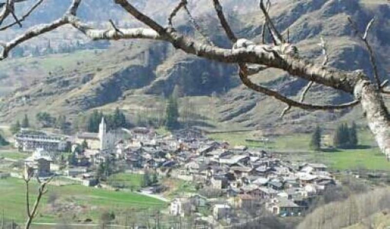 #viaggi#ANDUMA è la rubrica del Venerdì del nostro collega e giornalista Andrea Guasco che suggerisce i luoghi da visitare nel fine settimana : iniziamo da Usseux, borgo della Val di Susa a due passi da&nbsp;Torino.