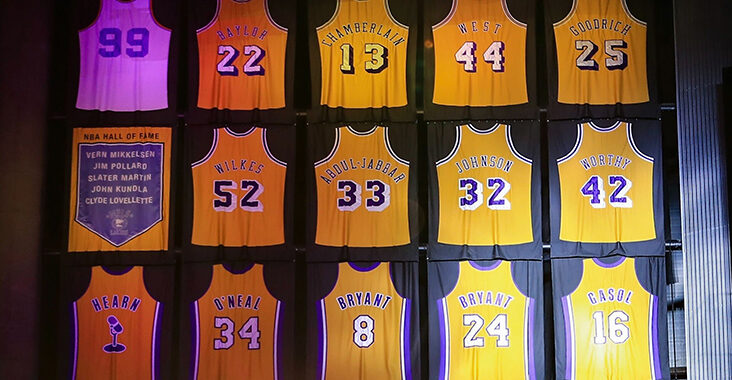 L’opinione sportiva di Stefano Villa: È GIUSTO RITIRARE I NUMERI DI&nbsp;MAGLIA?