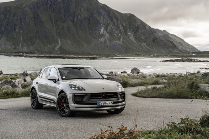Porsche Macan ? Sarà solo elettrica. Ritirata dal commercio tutti i disel e benzina. Problemi di&nbsp;cybersicurezza