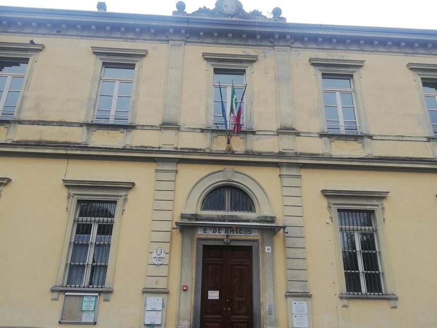 Provvedimenti viabilistici in via RavettiLunedì 15 gennaio verrà posizionata una gru nel cortile della scuola De&nbsp;Amicis