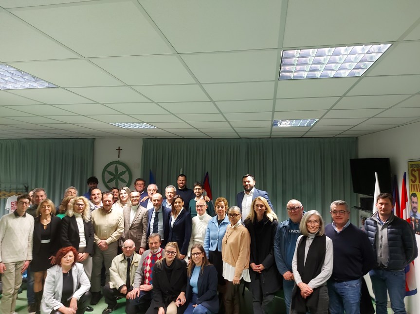 Grande successo per la nuova legge sulla casa targata lega presentata dall’assessore Chiara Caucino,  Roberto Simonetti , il presidente Atc Nord Marco&nbsp;Marchioni