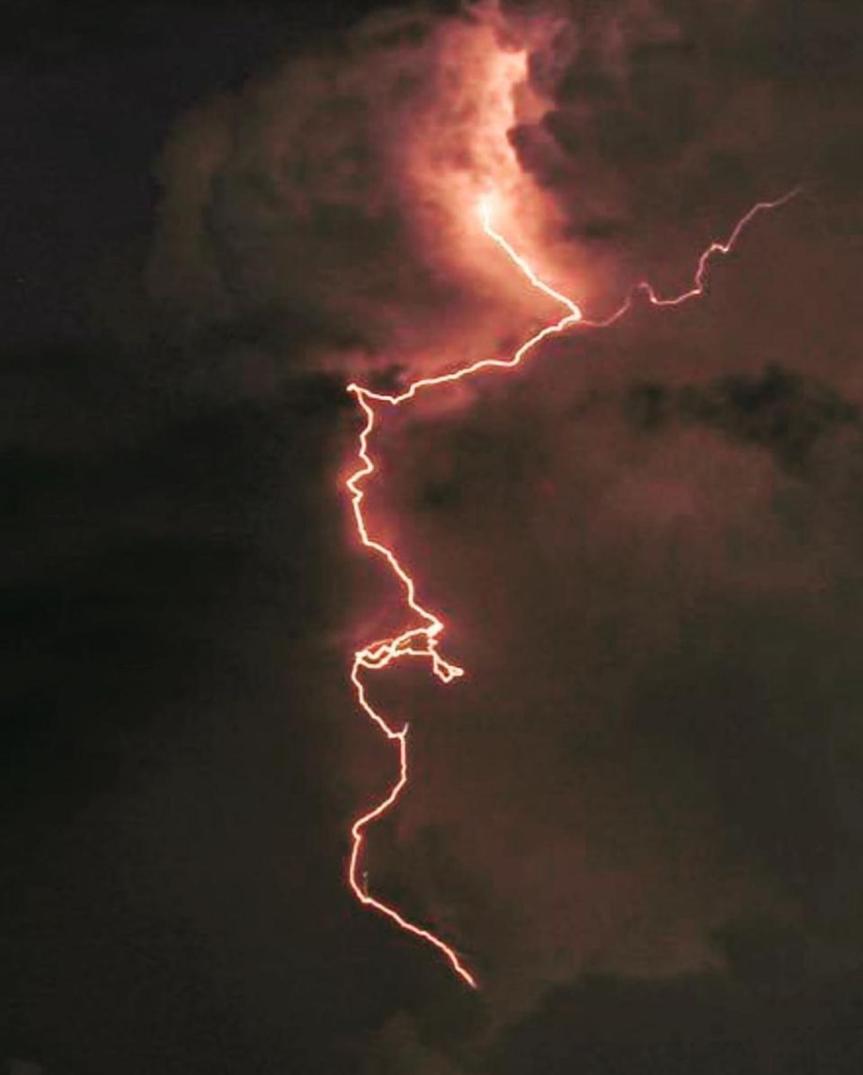 Fulmini e Saitte su Biella . Le foto del dottor Massimo&nbsp;Mosca