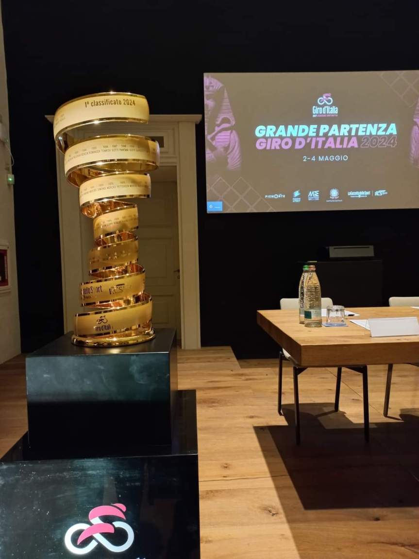 Il Giro d’Italia pronto alla partenza.&nbsp;Video