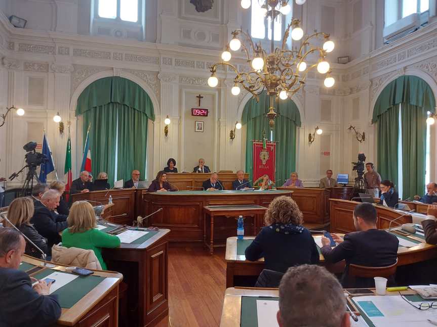 L’ultimo consiglio comunale dell’amministrazione Corradino. Diversi i punti discussi e il saluto dei consiglieri&nbsp;comunali.