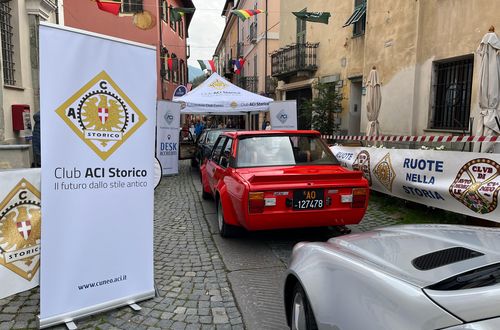Oltre 30 vetture esaltano Ruote nella Storia con AC&nbsp;Cuneo