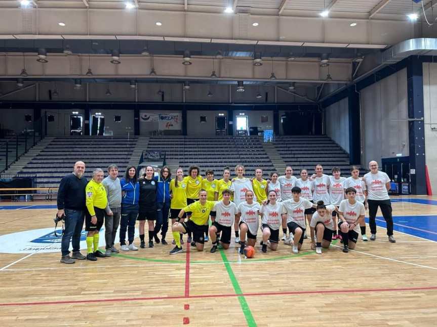 Un successo il torneo di Calcio a 5: Fai la differenza, Ferma la violenzaLe squadre miste simbolo della lotta alla violenza sinergica fra uomini e&nbsp;donne