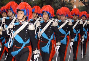 Sabato 2 novembre dalle 10 alle 13 in Via Italia  & Domenica 3 novembre dalle 10 alle 13 al Centro Commerciale Gli Orsi i Carabinieri sfileranno con la Grande Uniforme Ufficiale Storica in vista della Festa delle Forze Armate del 4&nbsp;novembre