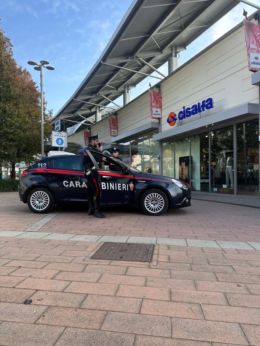 FURTI NEI SUPERMERCATO, CARABINIERI FERMANO E DENUNCIANO DUE&nbsp;DONNE