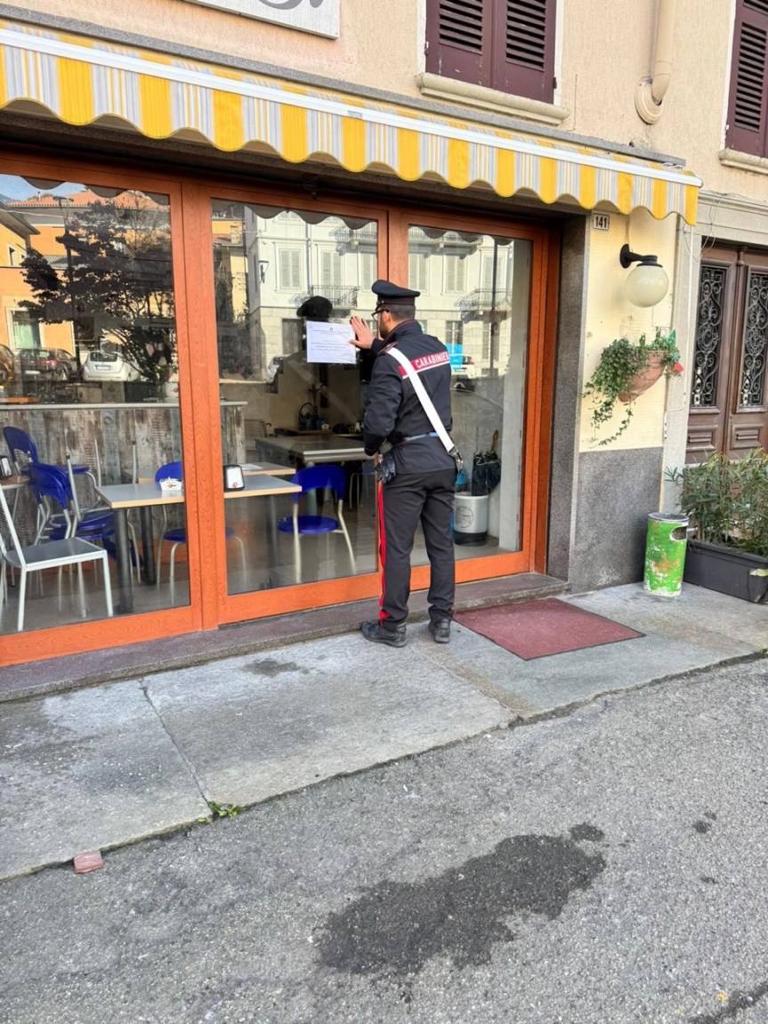 I CARABINIERI DANNO ESECUZIONE AL&nbsp; PROVVEDIMENTO DI SOSPENSIONE DI LICENZA DI UN ESERCIZIO PUBBLICO AI SENSI  DELL’ART. 100 DELLA LEGGE SUL&nbsp; TESTO UNICO DELLA PUBBLICA&nbsp;SICUREZZA.
