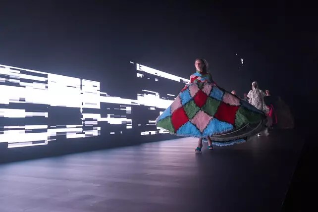 Alessandro Michele a Parigi nella sfilata di&nbsp;Valentino