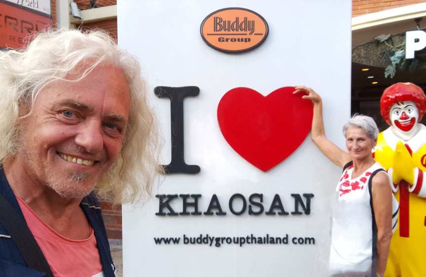 BANGKOK THAILANDIA I NOSTRI CITTADINI DEL MONDO DINO & NERINA DOPO L’INDIA SI TROVANO&nbsp;QUI