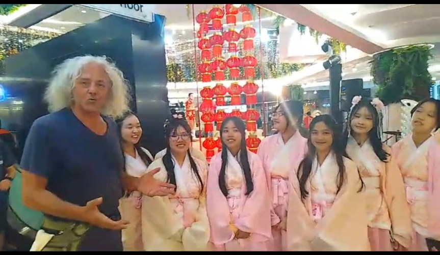 ROYAL GARDEN PLAZA HOTEL PATTAYA . I CITTADINI DEL MONDO DINO & NERINA INTERVISTANO IL FAMOSO GRUPPO CINESE PER IL CAPODANNO LUNARE&nbsp;2025