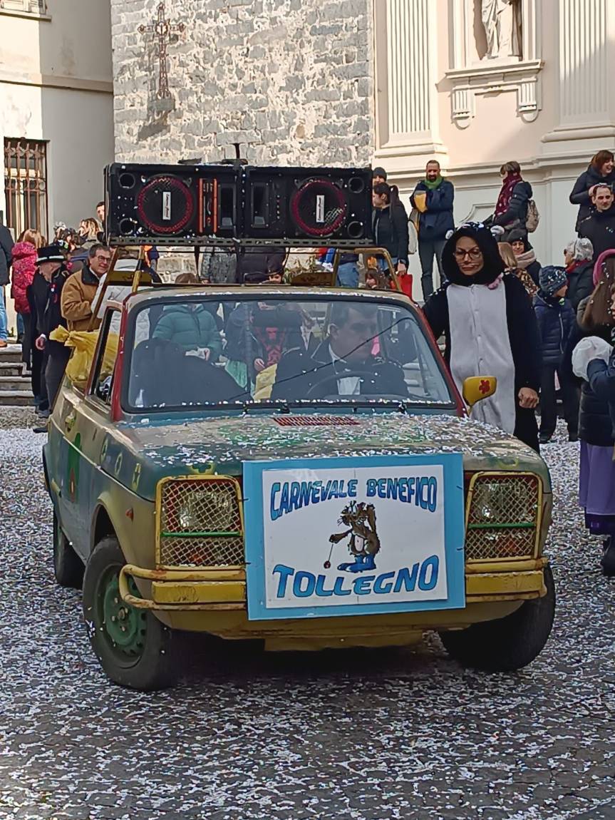 A Tollegno 4 giorni di festa e coriandoli. Il gatto e la micia vi aspettano. FOTO e VIDEO Riccardo&nbsp;Tosi