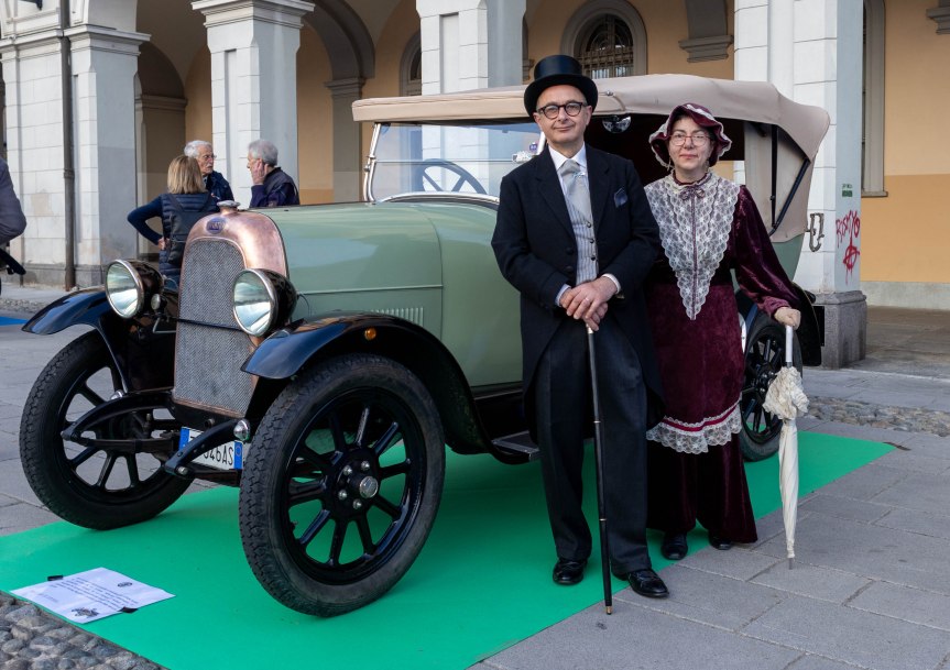 Grande successo in Piazza Duomo per il Festival delle Auto Storiche. ( video&nbsp;recap)