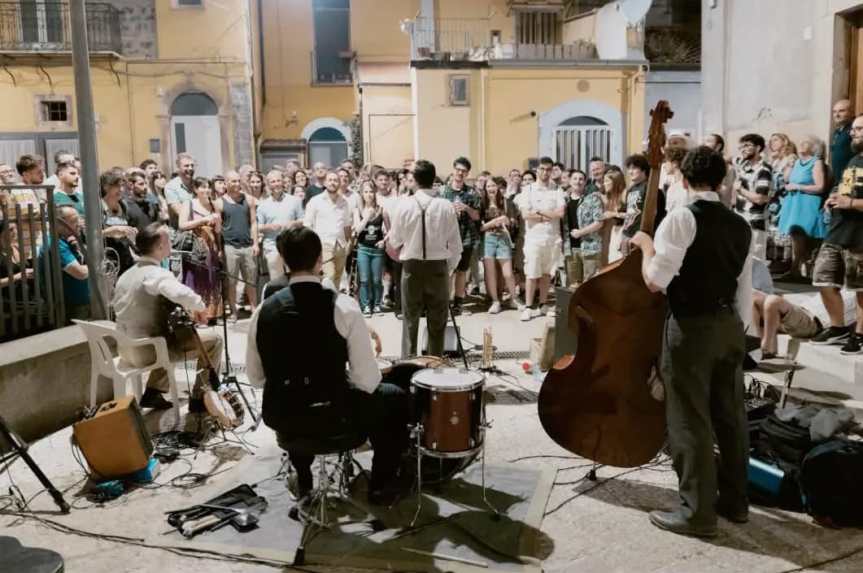 A RIONERO TORNA “LA FRASCA”: CULTURA E TRADIZIONI PER EVIDENZIARE LA BELLEZZA di Carmen&nbsp;Piccirillo