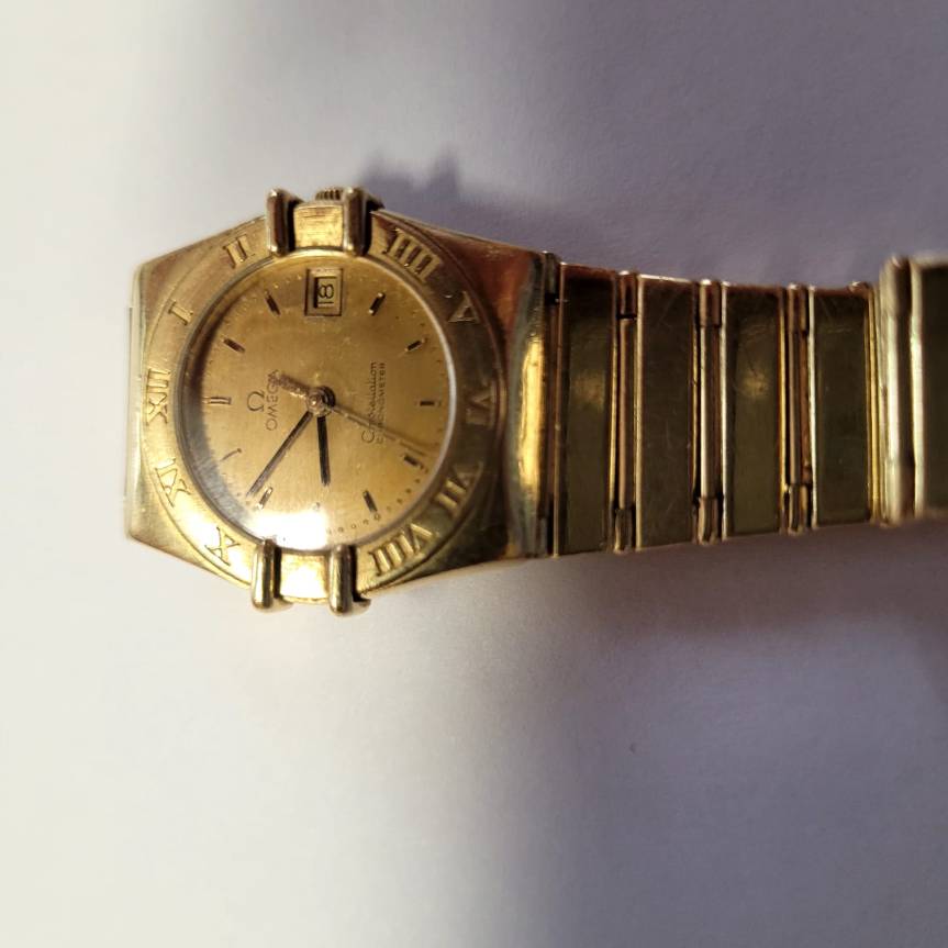 Rinvenuto orologio d’oro “Omega Constellation” nella località Bielmonte: si cerca il legittimo&nbsp;proprietario