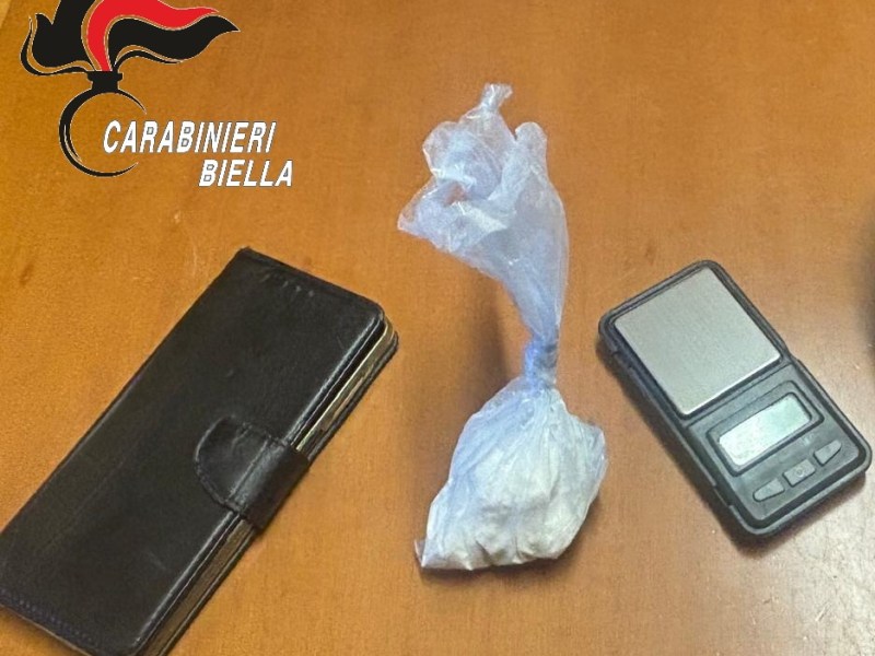 BRUSNENGO – CONTRASTO ALLO SPACCIO DI STUPEFACENTI: ARRESTATO UN 28ENNE E SEQUESTRATI 50 GRAMMI DI&nbsp;COCAINA