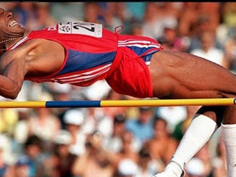 Ritratti Sportivi: JAVIER SOTOMAYOR, IN VOLO VERSO L’ECCELLENZA